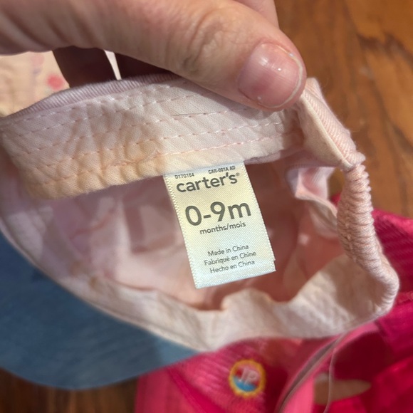 Baby hats bundle - Picture 3 of 5